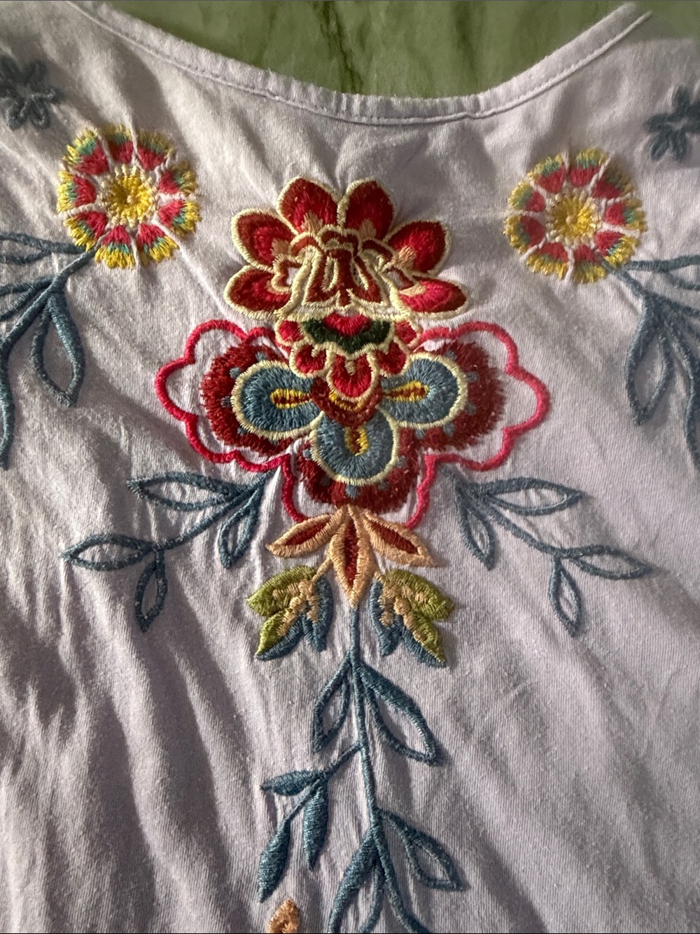 Johnny Was Lavender Embroidered Floral V-Neck Top 2X - Picture 15 of 16